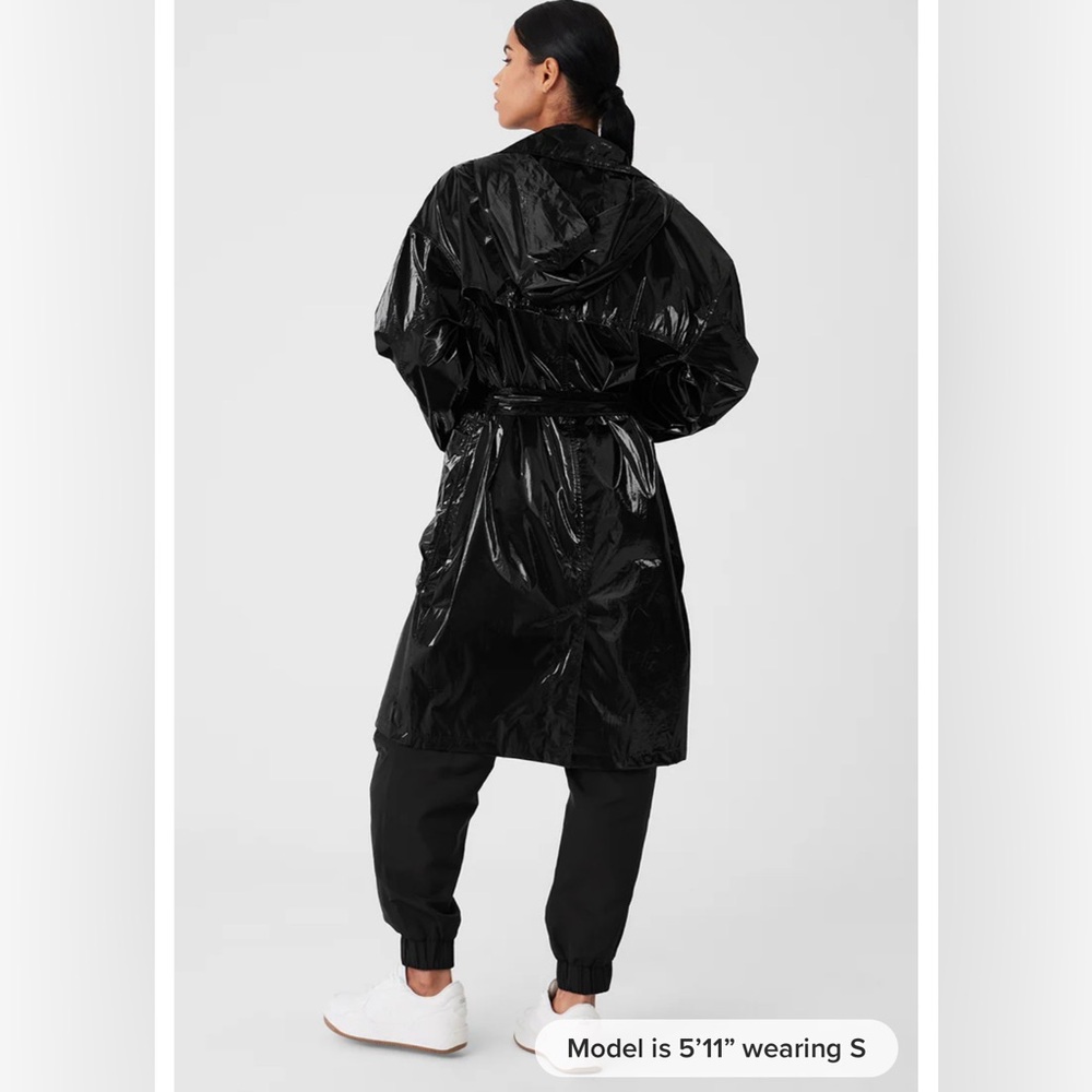 Alo Metallic Break Line Trench in Black - Picture 4 of 4